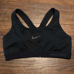 Nike Pro Sports Bra